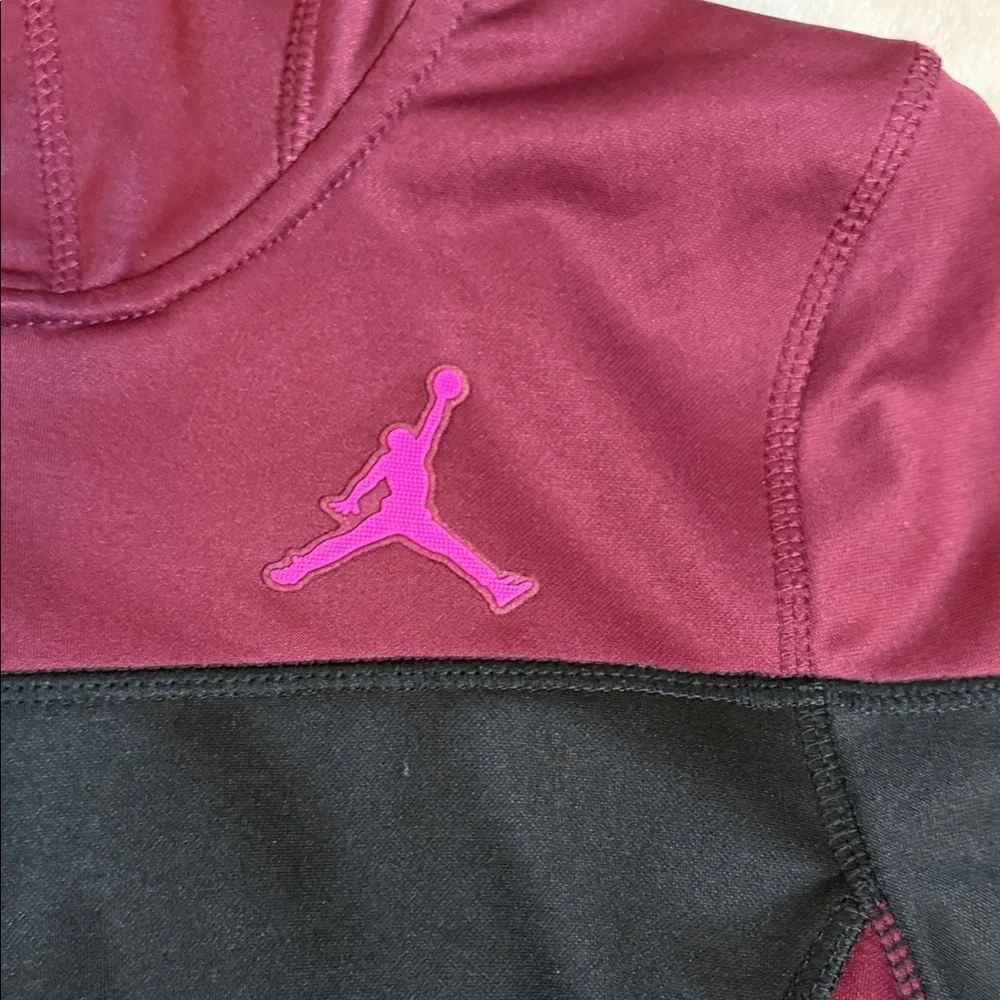 Jordan Girls Therma-FIT Zip Up Hoodie Jacket Burgundy Black Pink Activewear M